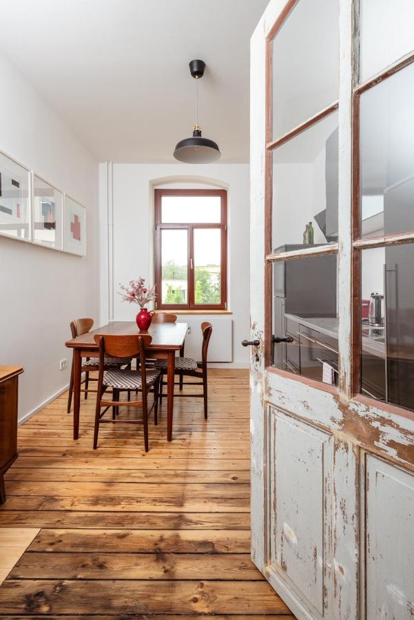 Kuenstlerzimmer Im Kulturhaus Haeselburg Gera Esterno foto