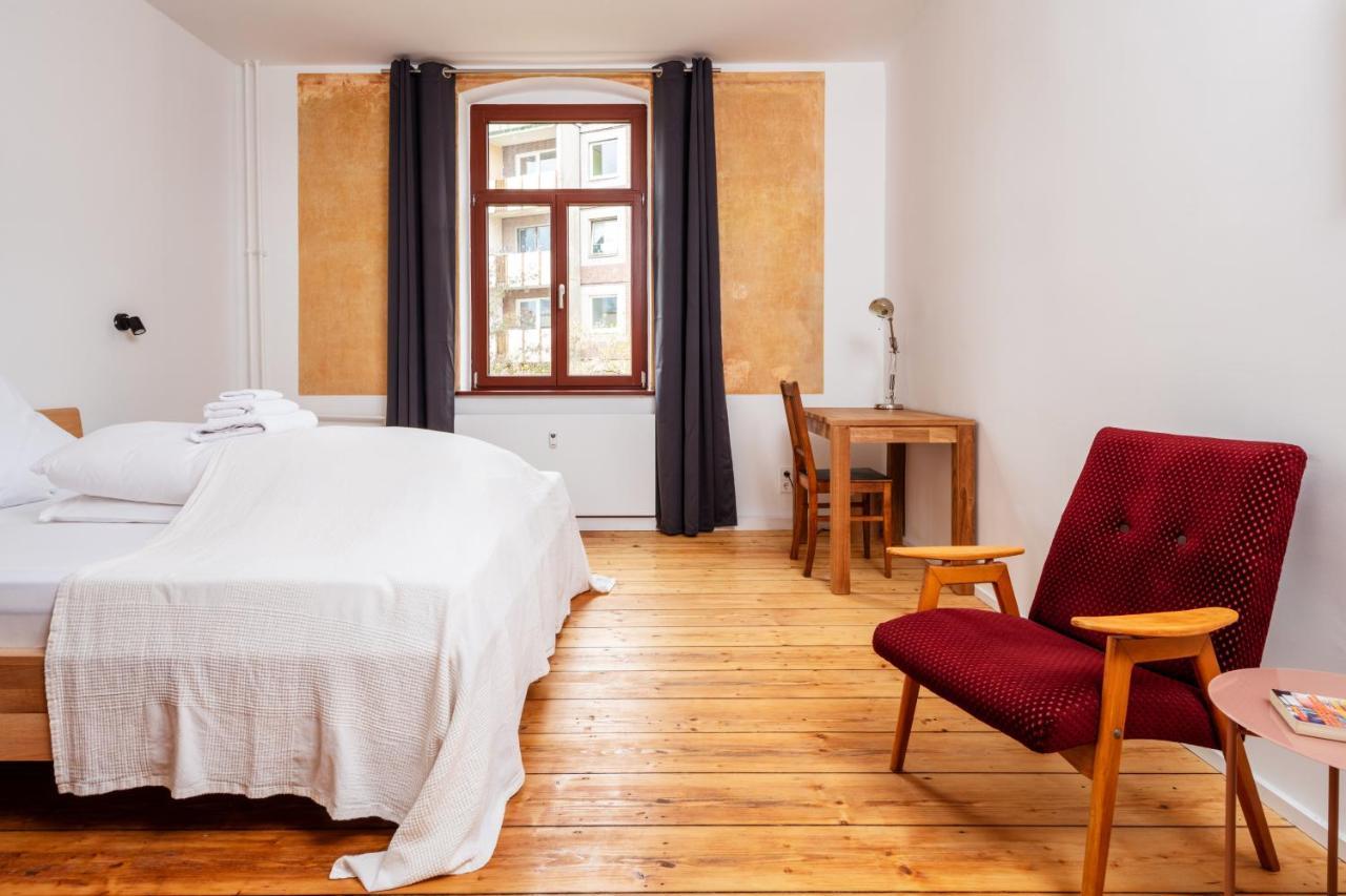 Kuenstlerzimmer Im Kulturhaus Haeselburg Gera Esterno foto