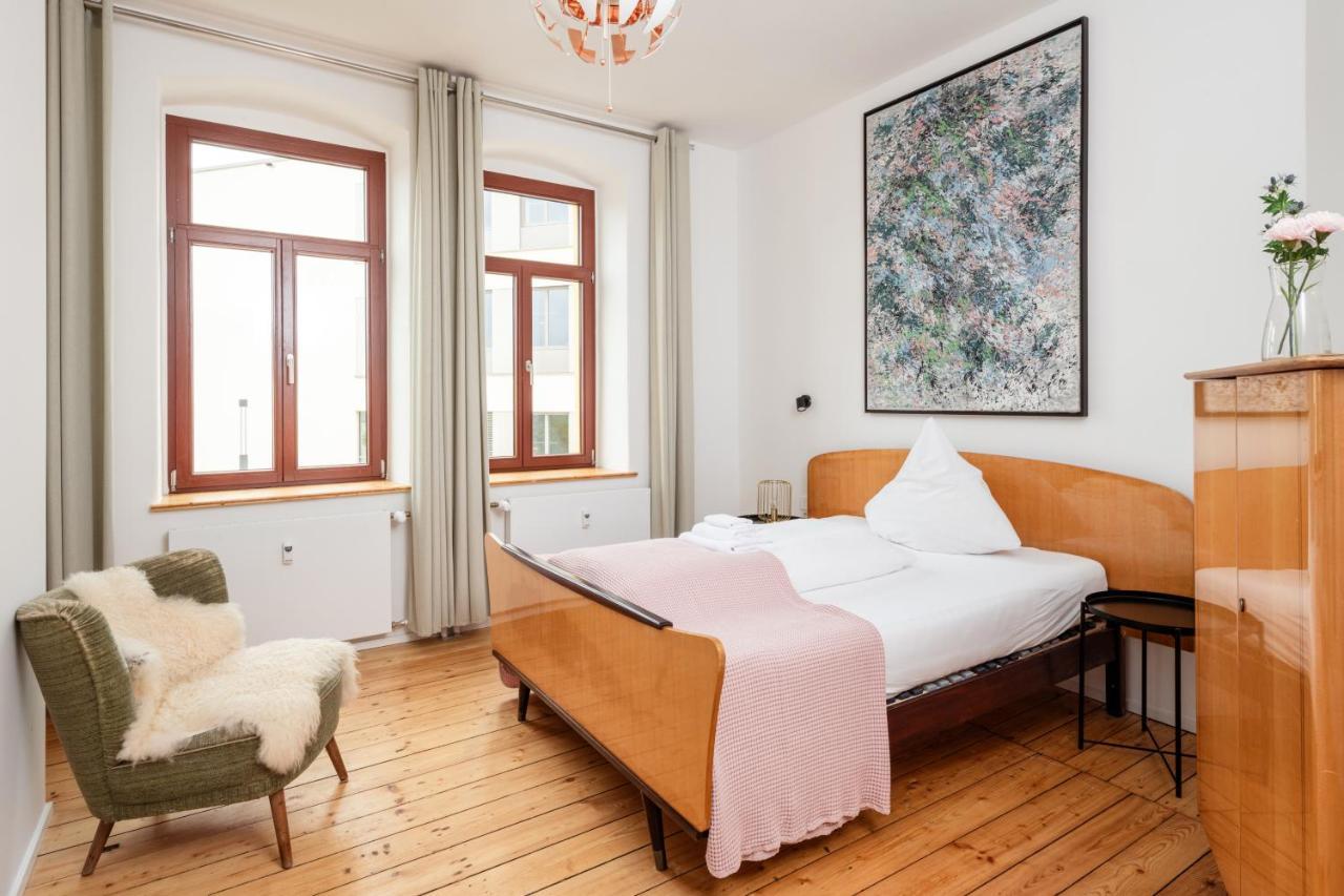 Kuenstlerzimmer Im Kulturhaus Haeselburg Gera Esterno foto