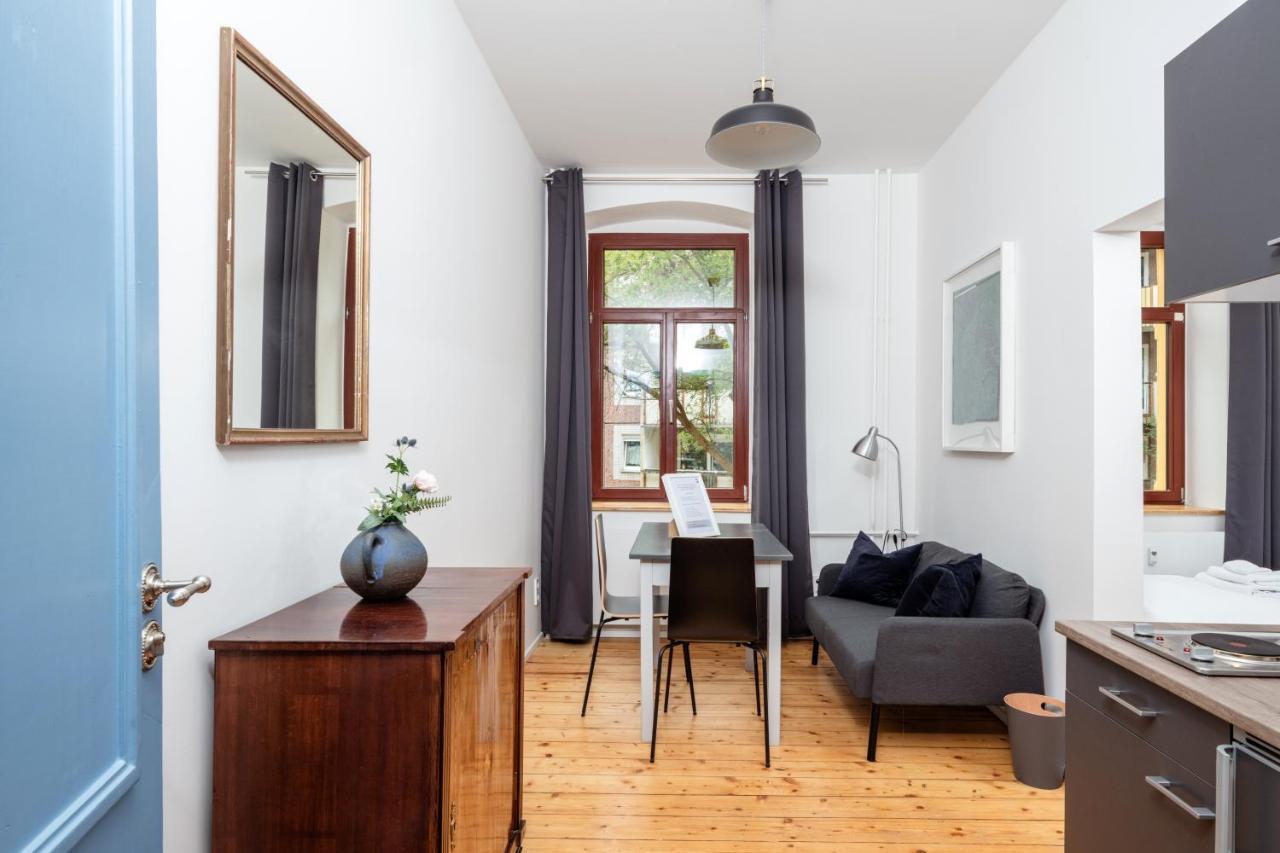 Kuenstlerzimmer Im Kulturhaus Haeselburg Gera Esterno foto