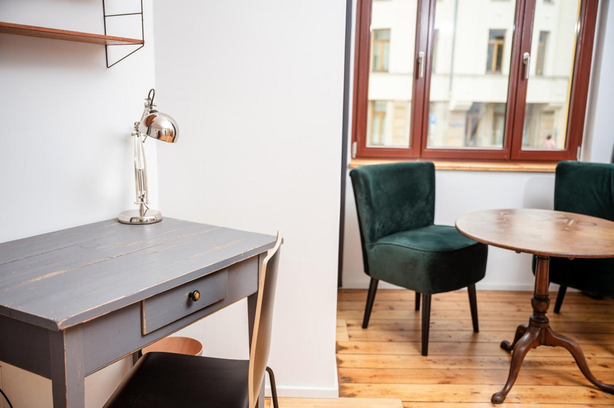 Kuenstlerzimmer Im Kulturhaus Haeselburg Gera Esterno foto