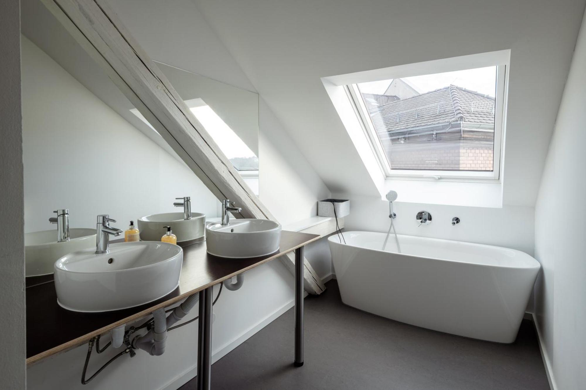 Kuenstlerzimmer Im Kulturhaus Haeselburg Gera Esterno foto