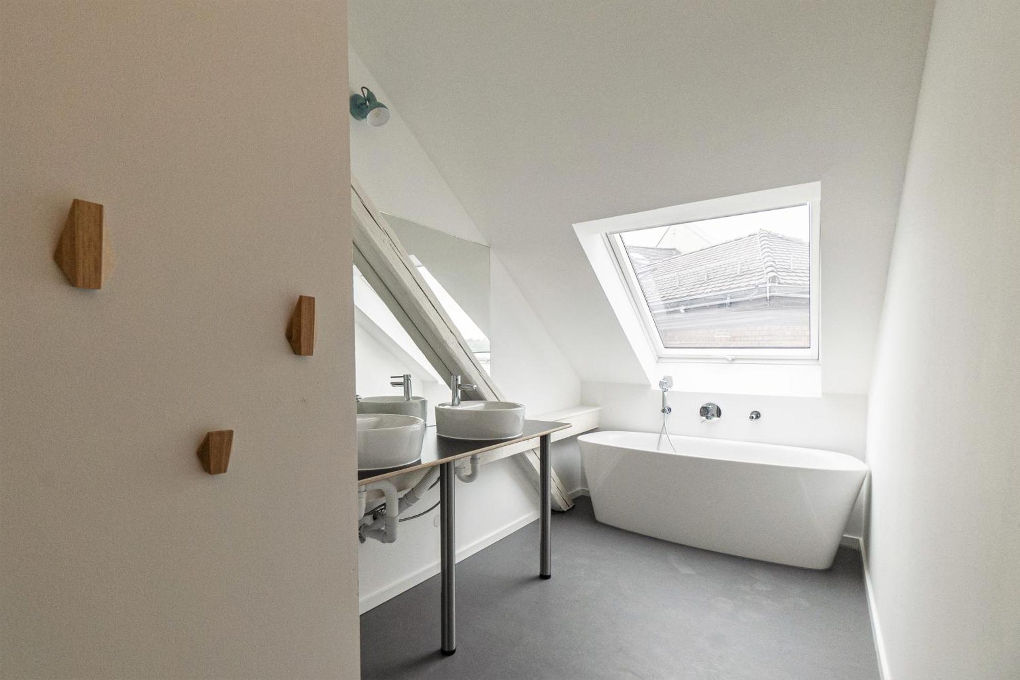Kuenstlerzimmer Im Kulturhaus Haeselburg Gera Esterno foto