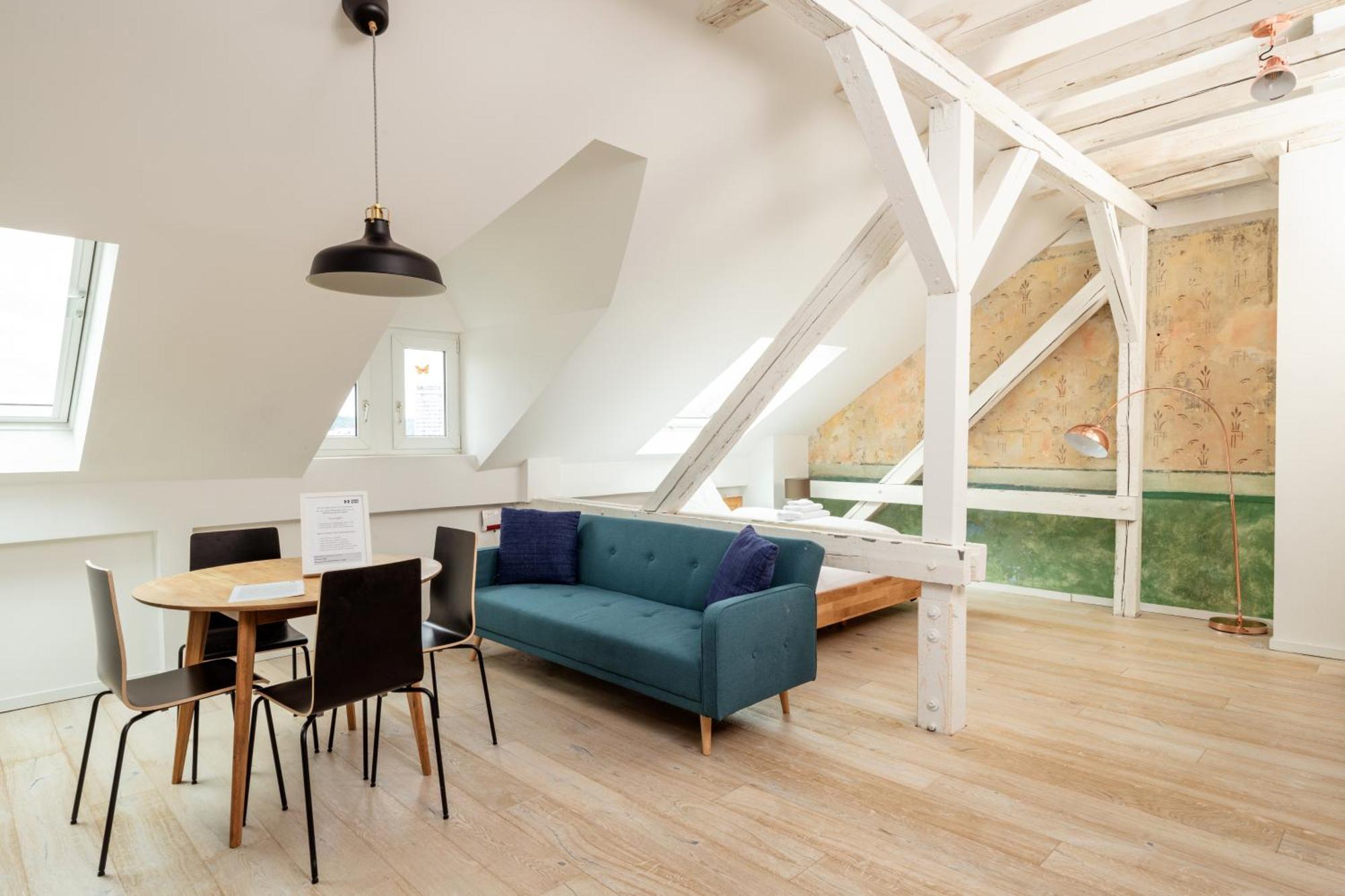 Kuenstlerzimmer Im Kulturhaus Haeselburg Gera Esterno foto